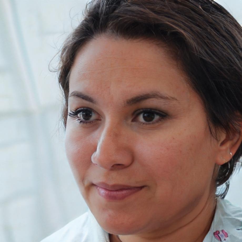 María González